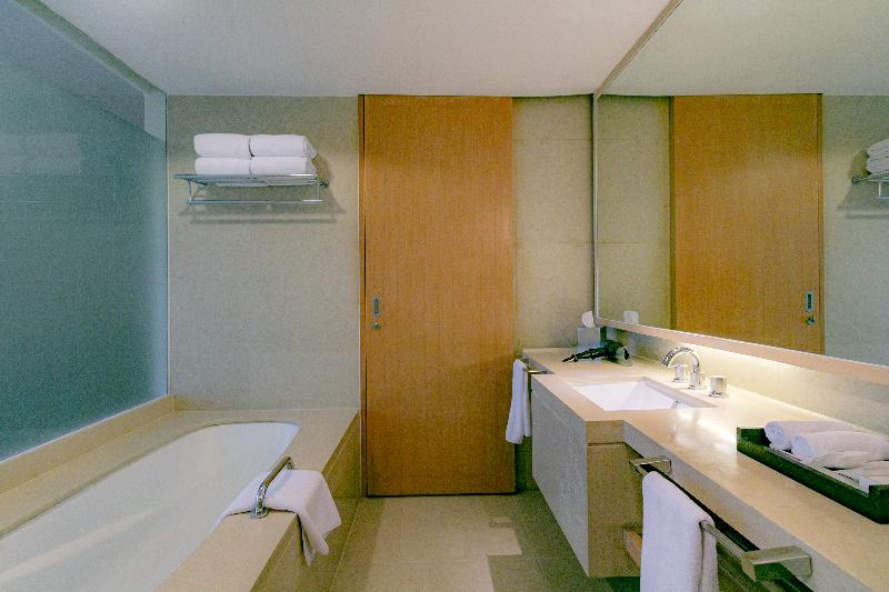 Holiday Inn Resort Baruna Bali - Oda