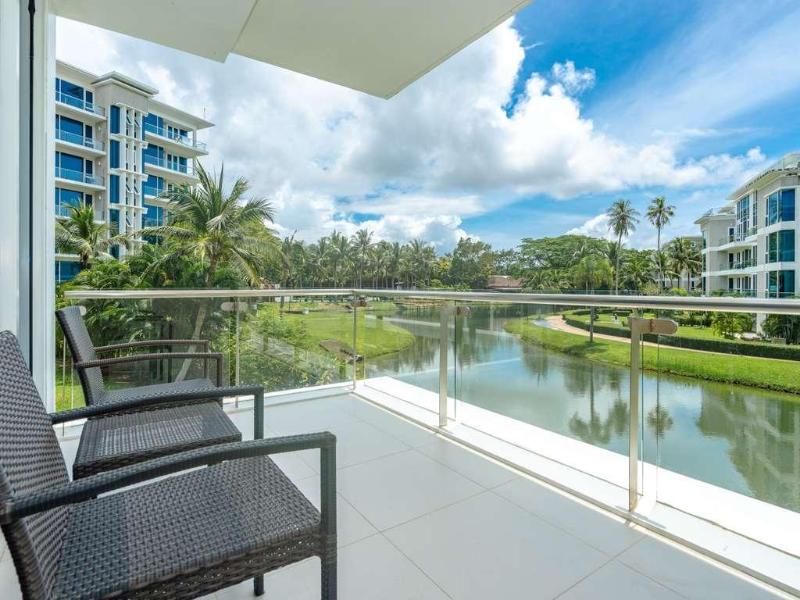 Splash Beach Resort, Maikhao Phuket - Oda