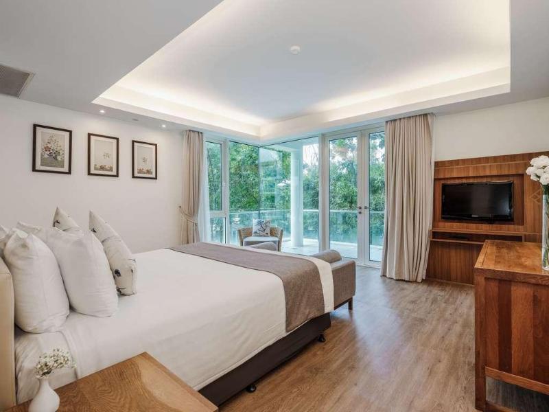 Splash Beach Resort, Maikhao Phuket - Oda