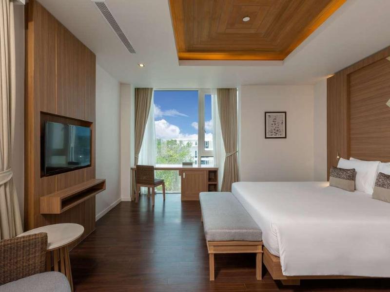 Splash Beach Resort, Maikhao Phuket - Oda