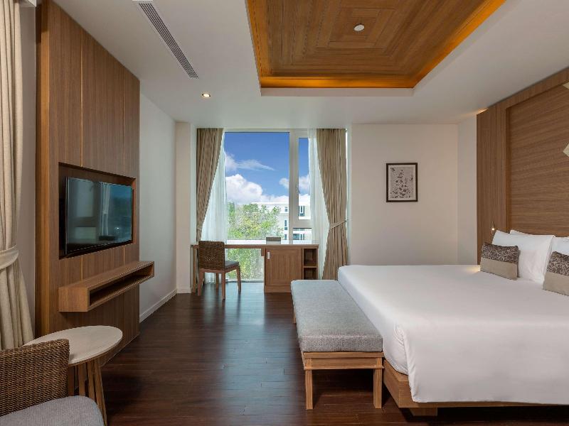 Splash Beach Resort, Maikhao Phuket - Oda