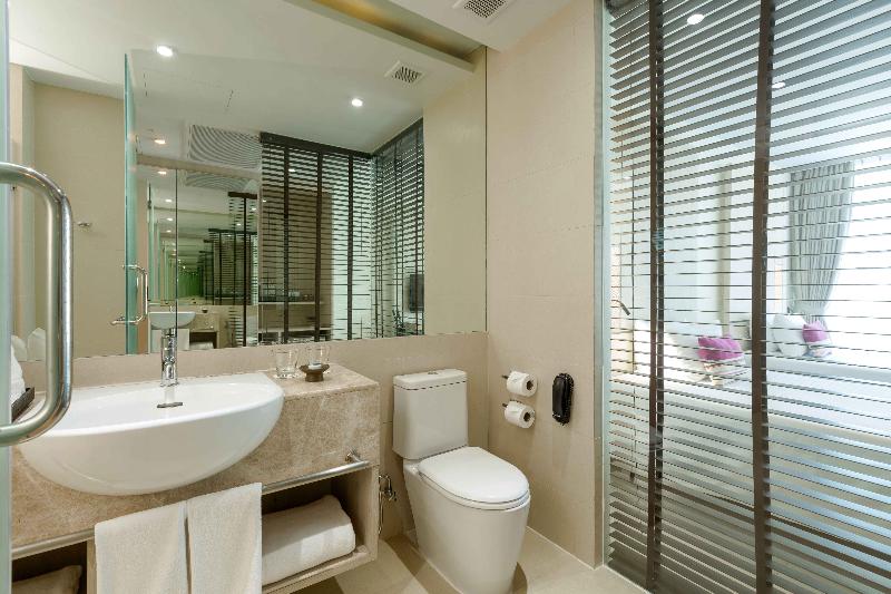 Splash Beach Resort, Maikhao Phuket - Oda