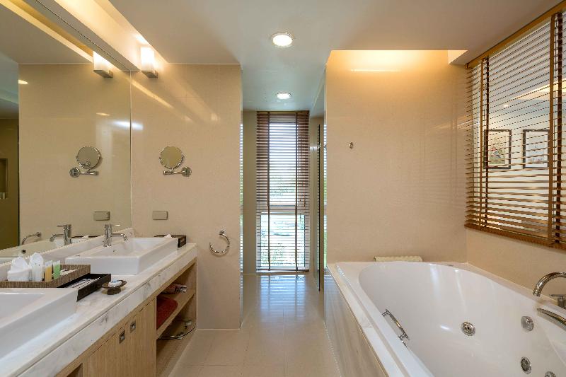 Splash Beach Resort, Maikhao Phuket - Oda