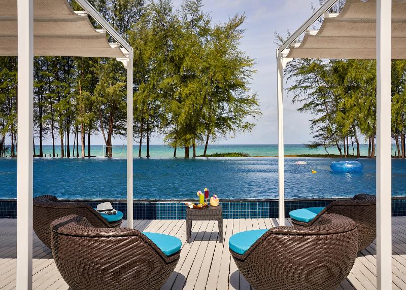 Splash Beach Resort, Maikhao Phuket - Havuz