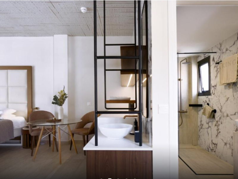 King Jason Paphos - Designed for adults - Oda
