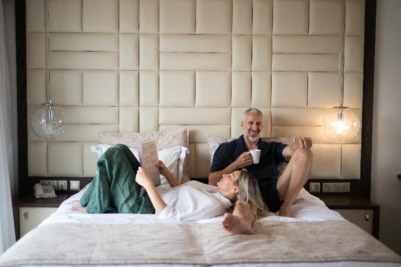 King Jason Paphos - Designed for adults - Oda