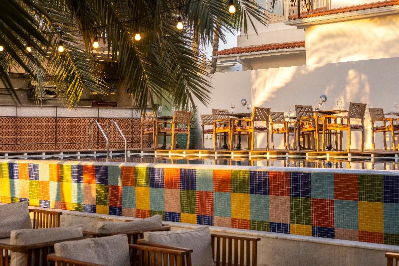 King Jason Paphos - Designed for adults - Teras