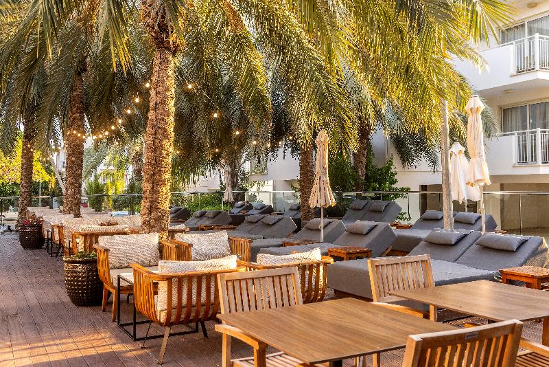 King Jason Paphos - Designed for adults - Teras