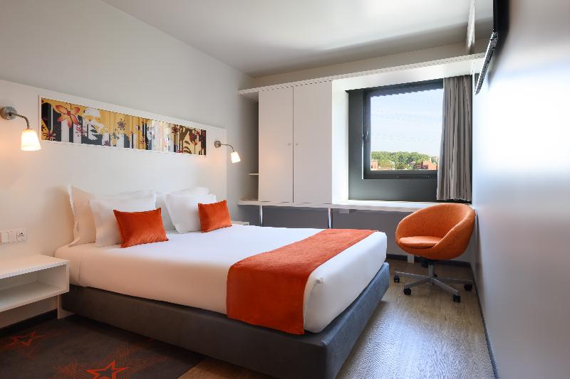 Star Inn Porto - Oda