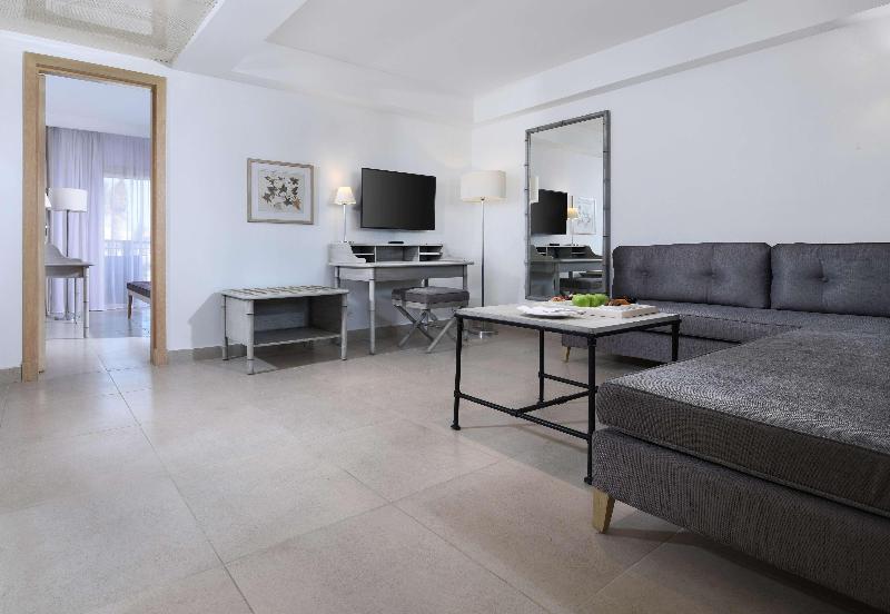 JAZ Elite Casa Del Mar Beach - Oda