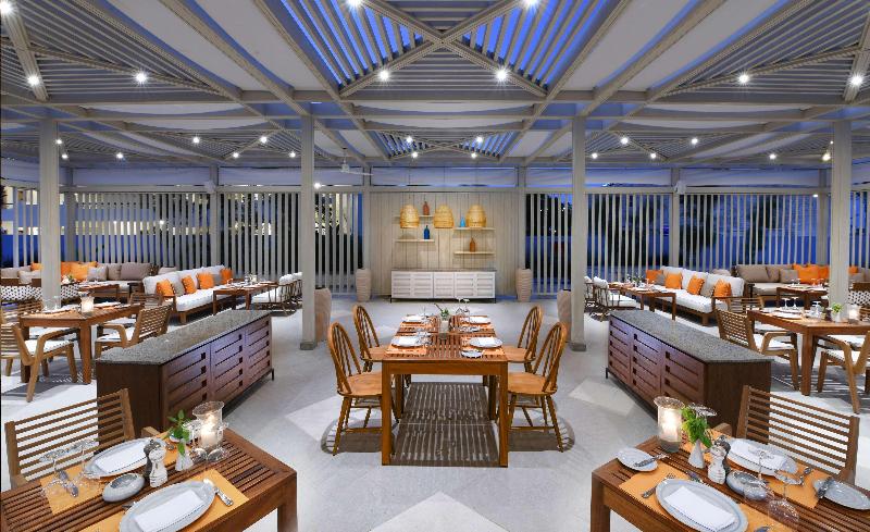 JAZ Elite Casa Del Mar Beach - Restoran