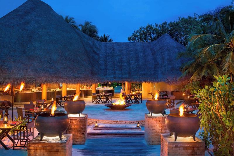 W Maldives - Restoran