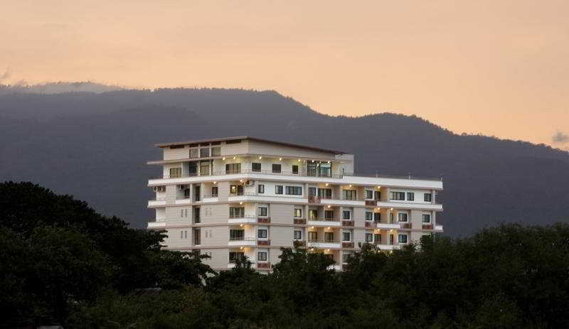The Grand Napat Serviced Apartment otel fotoğrafı