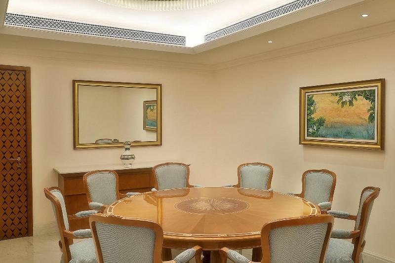 Al Bustan Palace, A Ritz-Carlton Hotel - Oda