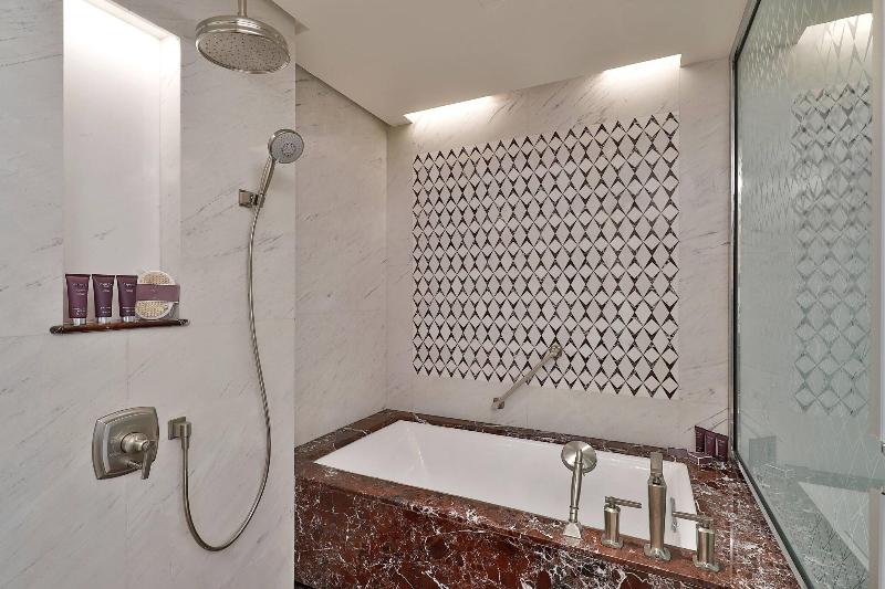 Al Bustan Palace, A Ritz-Carlton Hotel - Oda