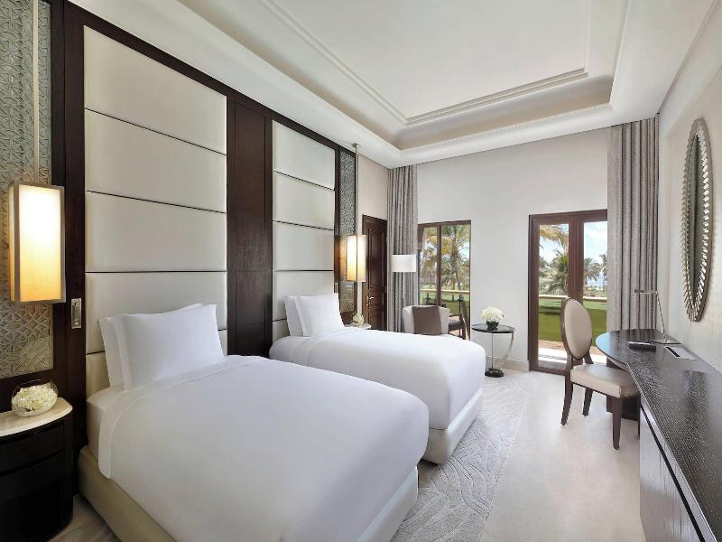 Al Bustan Palace, A Ritz-Carlton Hotel - Havuz