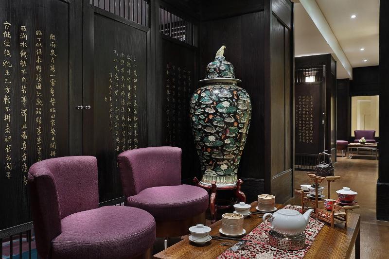 Al Bustan Palace, A Ritz-Carlton Hotel - Restoran