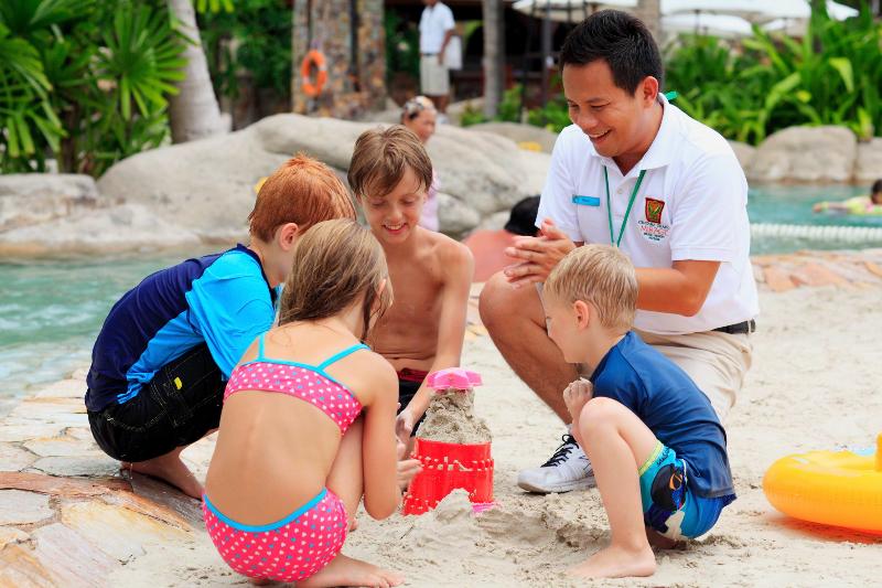 Centara Grand Mirage Beach Resort Pattaya - Havuz