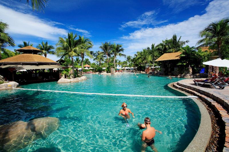 Centara Grand Mirage Beach Resort Pattaya - Havuz