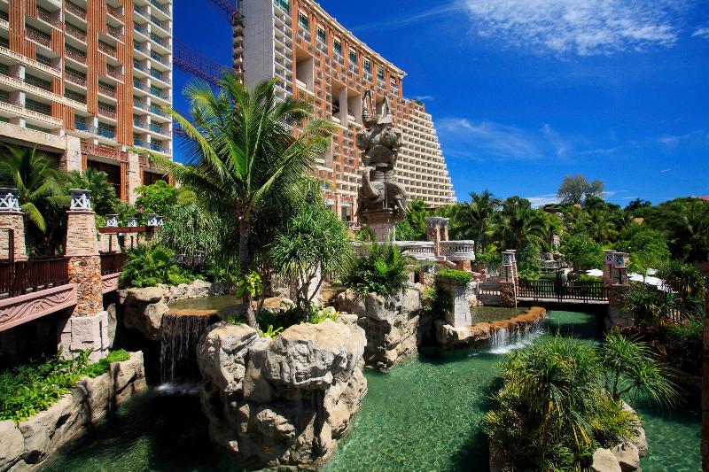 Centara Grand Mirage Beach Resort Pattaya - Havuz