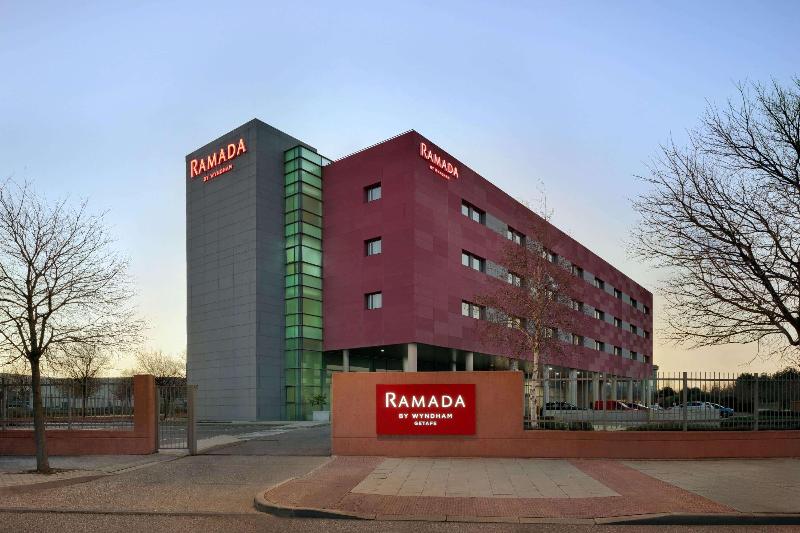Ramada by Wyndham Madrid Getafe - Genel