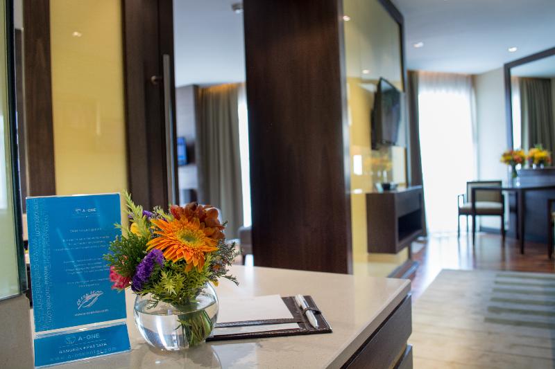 A-One Pattaya Beach Resort - Oda