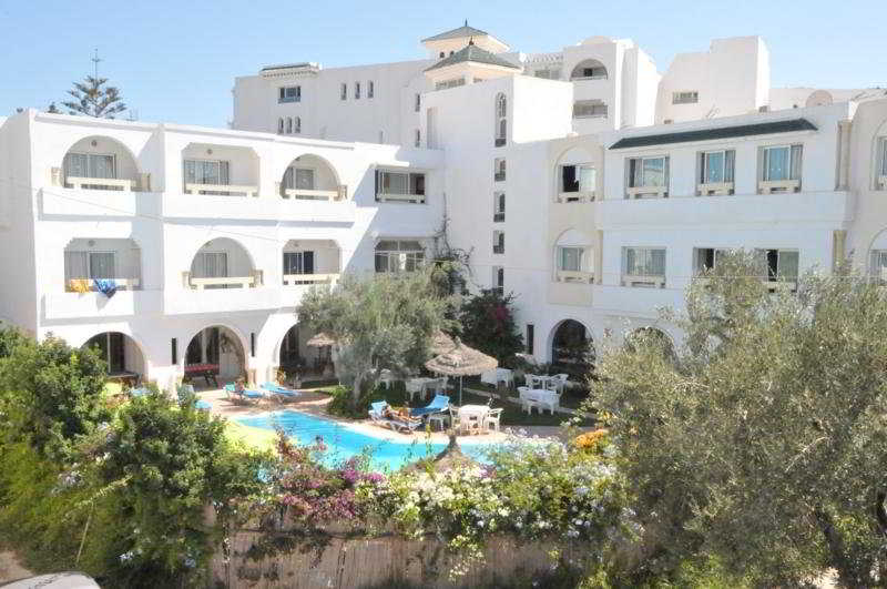 Hôtel Résidence Romane - Genel