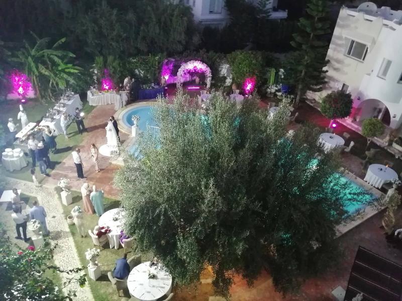 Hôtel Résidence Romane - Genel