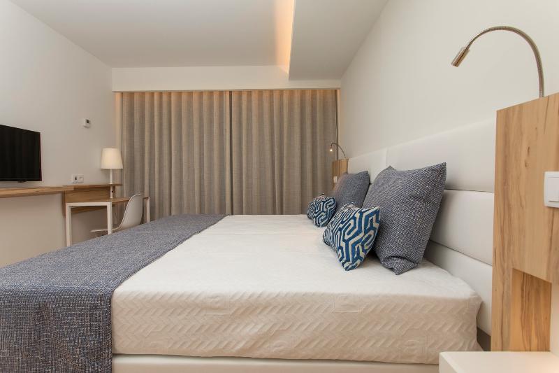 Alfagar Aparthotel - Oda