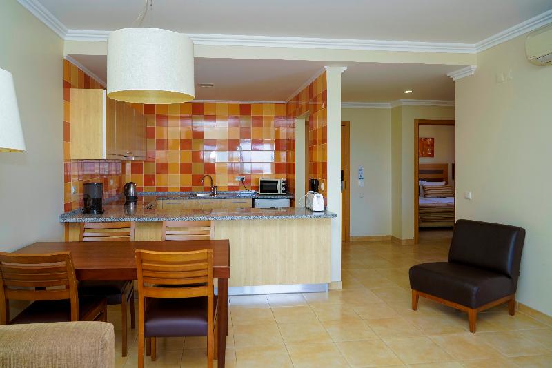 Alfagar Aparthotel - Oda