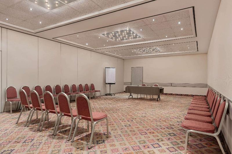 Ramada by Wyndham Bottrop - Toplantı