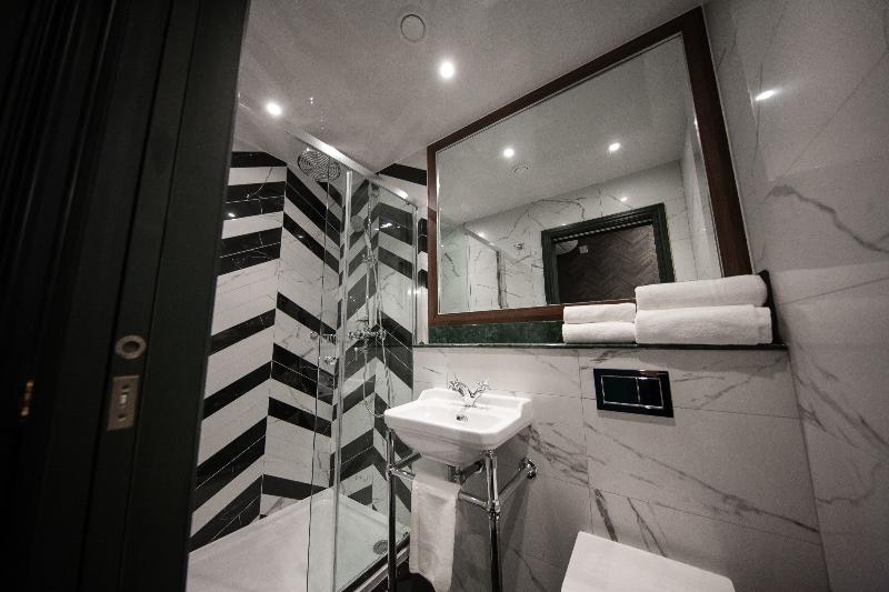 The Portico hotel - Oda