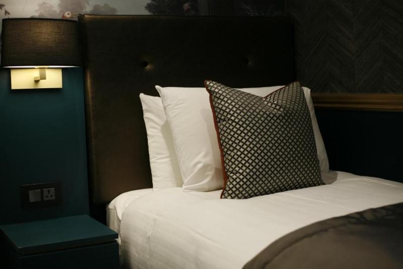 The Portico hotel - Oda