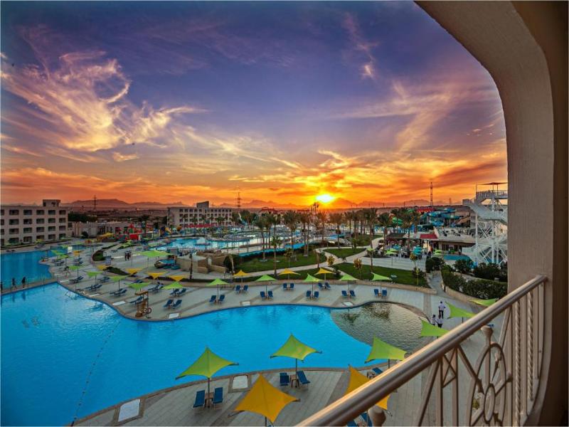 Titanic Resort Aqua Park - Genel