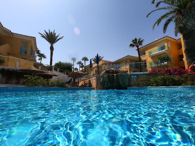 Malama Beach Holiday Village - Havuz