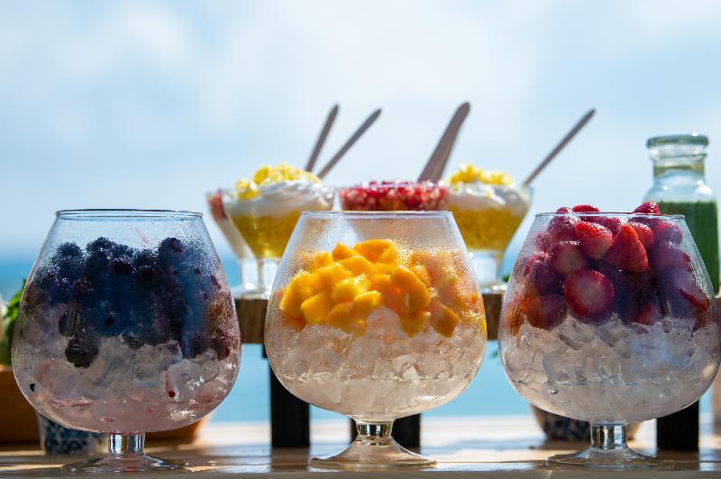 Constantinou Bros Pioneer Beach Hotel - Bar