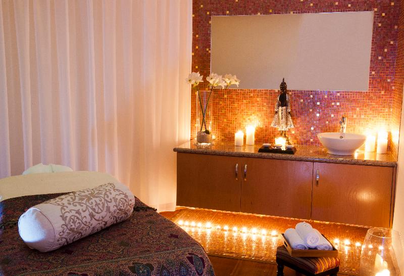 Constantinou Bros Pioneer Beach Hotel - Aktivite