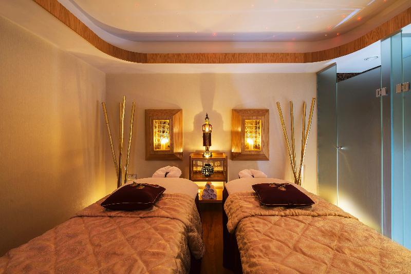 Constantinou Bros Pioneer Beach Hotel - Aktivite