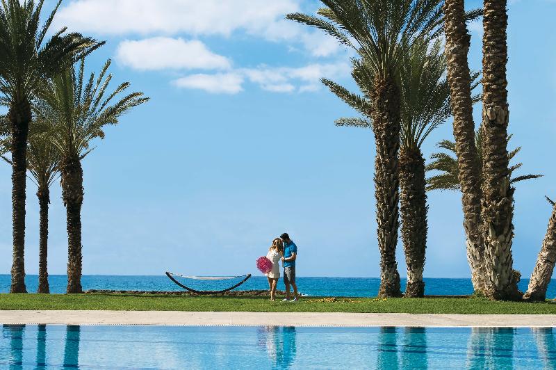 Constantinou Bros Pioneer Beach Hotel - Havuz