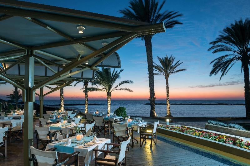 Constantinou Bros Pioneer Beach Hotel - Restoran