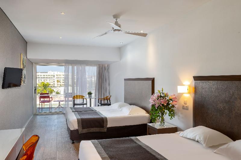 Faros Hotel Ayia Napa - Oda
