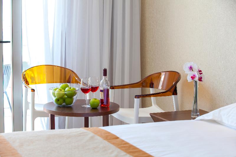Faros Hotel Ayia Napa - Oda