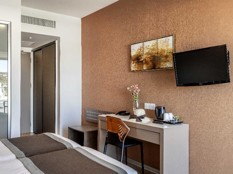 Faros Hotel Ayia Napa - Oda