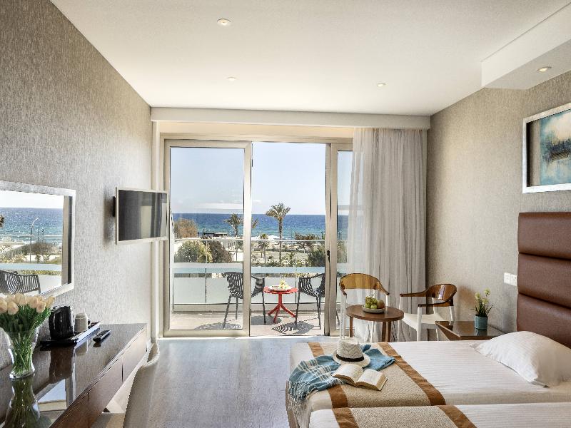 Faros Hotel Ayia Napa - Oda