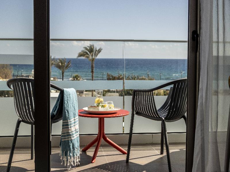 Faros Hotel Ayia Napa - Oda