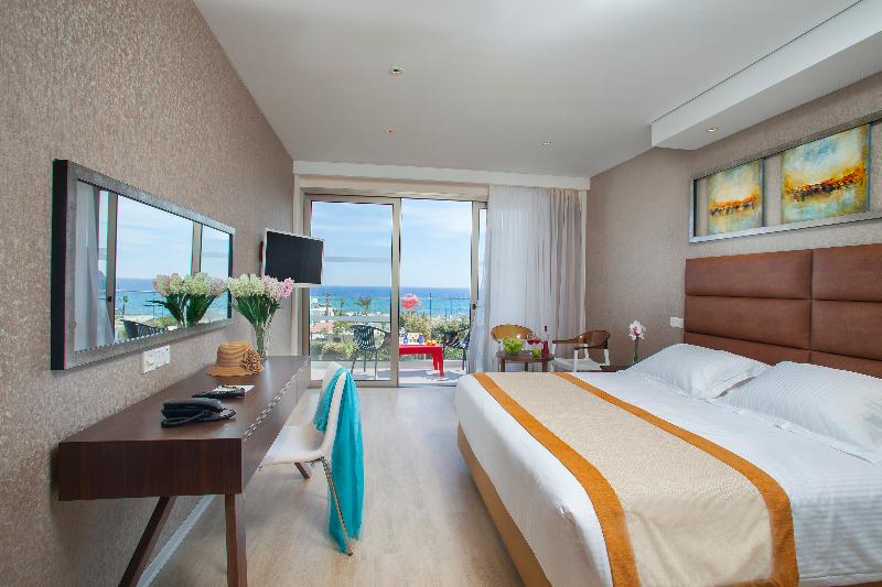 Faros Hotel Ayia Napa - Oda