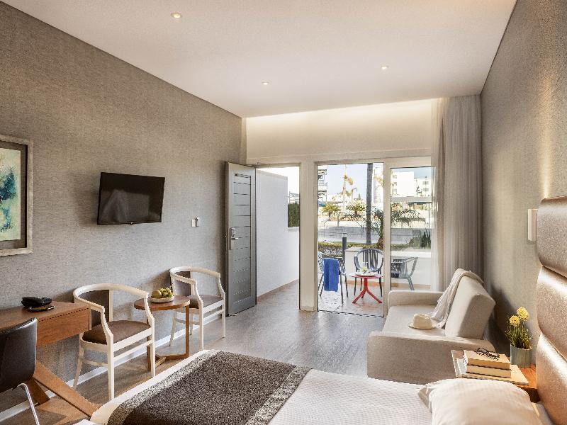 Faros Hotel Ayia Napa - Oda