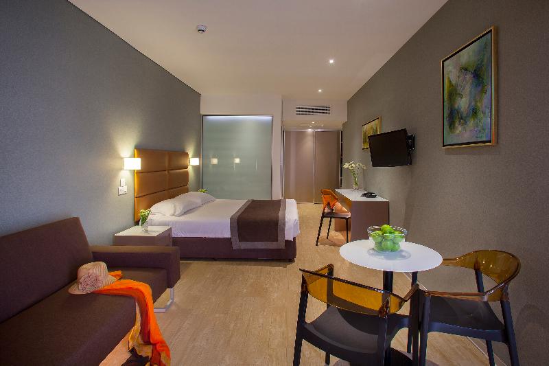 Faros Hotel Ayia Napa - Oda
