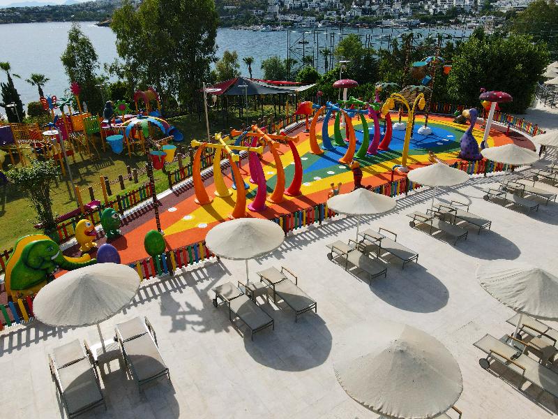 Kefaluka Resort - Havuz