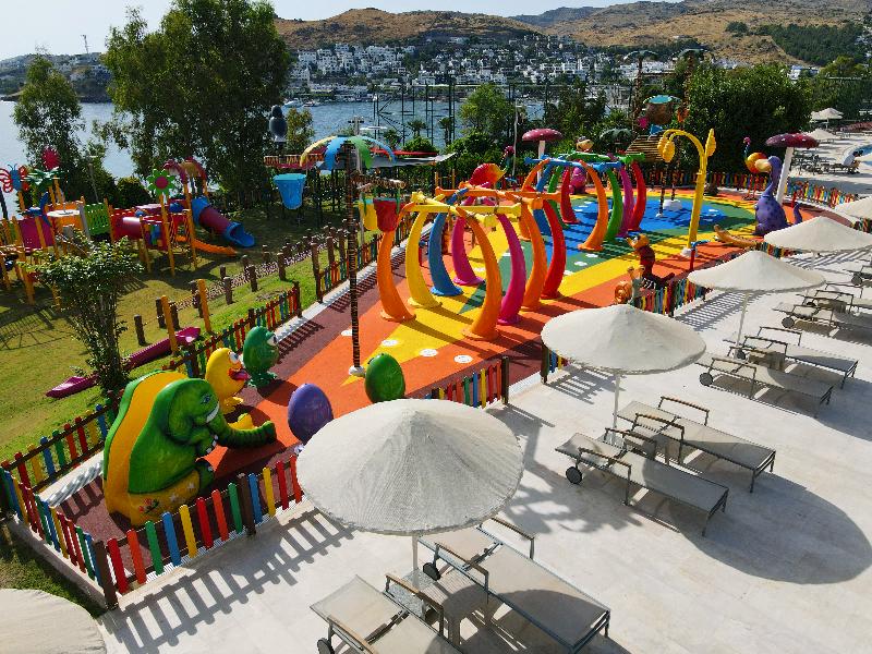 Kefaluka Resort - Havuz
